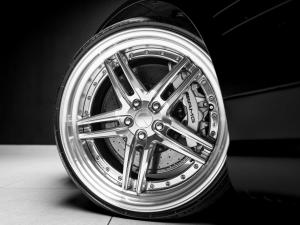 Mercedes-Benz SL 65 AMG - Image 11