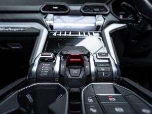 Lamborghini Urus Urus - Image 25