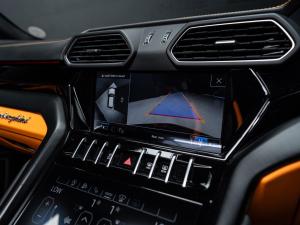 Lamborghini Urus S - Image 22