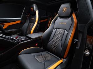 Lamborghini Urus S - Image 27