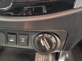 Nissan Navara 2.5DDTi double cab Stealth 4x4