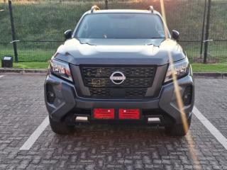 Nissan Navara 2.5DDTi double cab Stealth 4x4