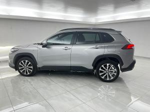 Toyota Corolla Cross 1.8 HEV XR - Image 10