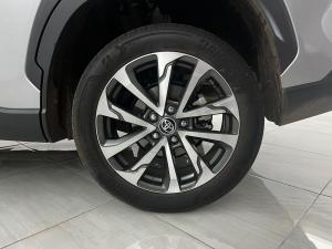 Toyota Corolla Cross 1.8 HEV XR - Image 11