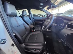 Toyota Corolla Cross 1.8 HEV XR - Image 11