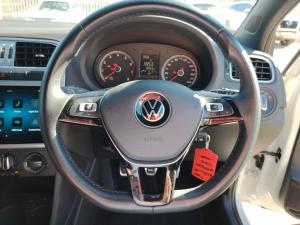 Volkswagen Polo Vivo hatch 1.0TSI GT - Image 8