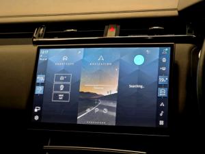 Land Rover Range Rover Velar D200 Dynamic SE - Image 17