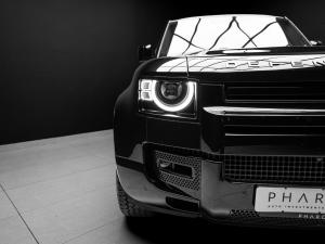 Land Rover Defender 110 D240 X-Dynamic SE - Image 10