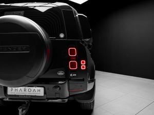 Land Rover Defender 110 D240 X-Dynamic SE - Image 17