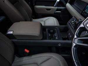 Land Rover Defender 110 D240 X-Dynamic SE - Image 22