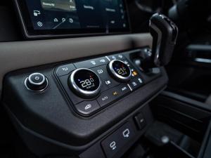 Land Rover Defender 110 D240 X-Dynamic SE - Image 24