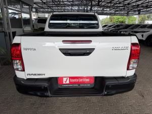 Toyota Hilux 2.4GD-6 double cab Raider manual - Image 5