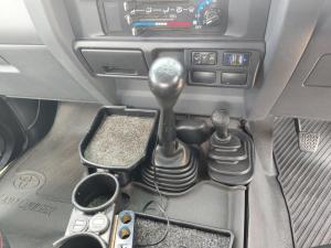 Toyota Land Cruiser 79 4.5D-4D V8 double cab LX - Image 13