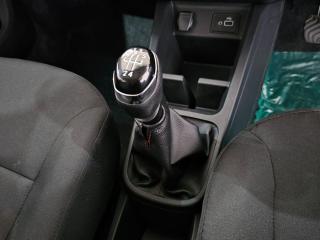 Renault Kwid 1.0 Techno manual
