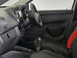 Renault Kwid 1.0 Techno manual