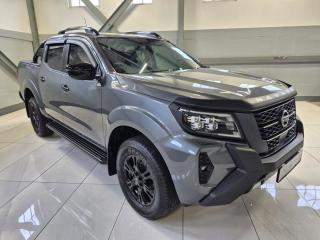 Nissan Navara 2.5DDTi double cab Stealth