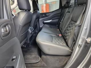 Nissan Navara 2.5DDTi double cab Stealth