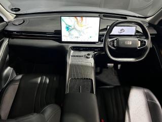 Geely E5 EM-i Apex