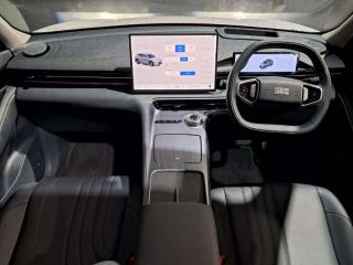 Geely E5 Apex