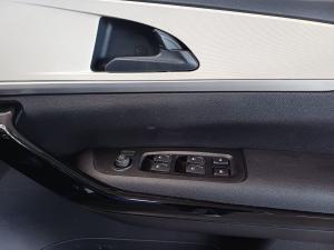 Mahindra XUV700 2.0T AX5 - Image 16