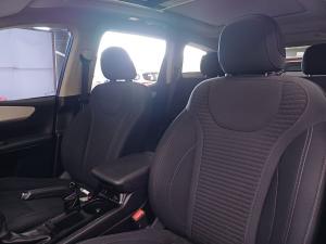 Mahindra XUV700 2.0T AX5 - Image 27