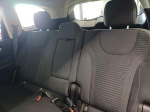 Mahindra XUV700 2.0T AX5 - Image 28