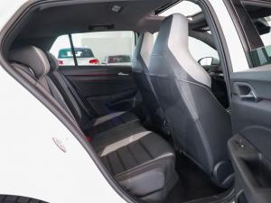 Volkswagen Golf 1.4TSI R-Line Plus - Image 17