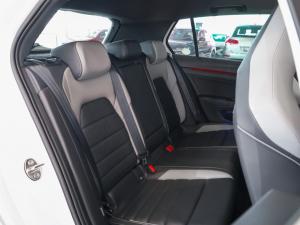 Volkswagen Golf 1.4TSI R-Line Plus - Image 20
