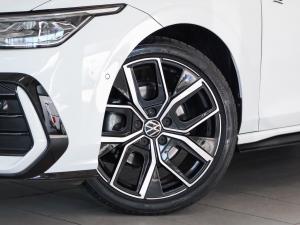 Volkswagen Golf 1.4TSI R-Line Plus - Image 2