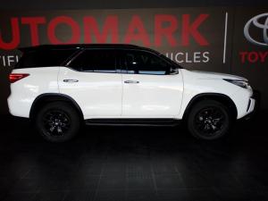 Toyota Fortuner 2.8GD-6 Epic Black - Image 3