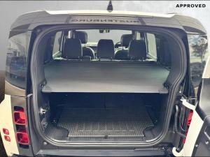 Land Rover Defender 110 D350 X-Dynamic HSE - Image 8