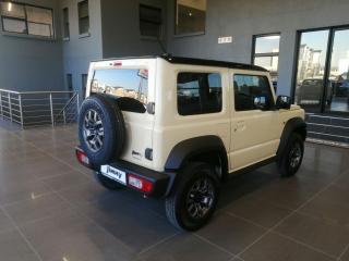 Suzuki Jimny 1.5 GLX AllGrip 3-door manual