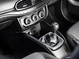 Fiat Tipo sedan 1.4 City Life - Image 20