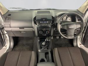 Isuzu D-MAX 250 HO HI-RIDE D/C - Image 12