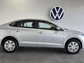 Volkswagen Polo sedan 1.6 auto