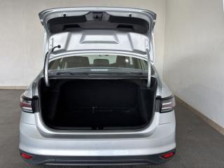 Volkswagen Polo sedan 1.6 auto