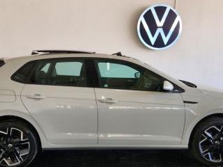 Volkswagen Polo hatch 1.0TSI R-Line