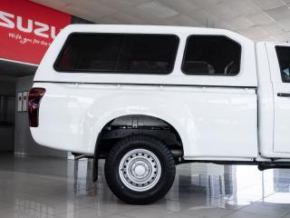 Isuzu D-Max Gen 6 250 single cab Fleetside safety