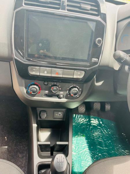 Renault Kwid Kwid 1.0 Techno manual