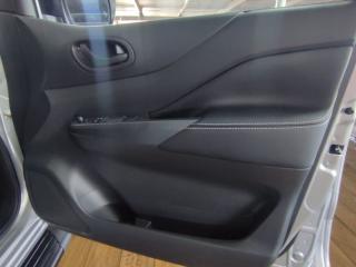 Nissan Navara 2.5DDTi double cab Pro-4X 4x4
