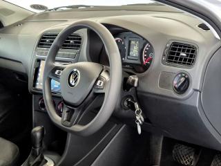 Volkswagen Polo Vivo hatch 1.6 Life