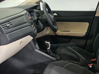 Volkswagen Polo sedan 1.6 auto