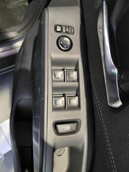 Nissan Magnite Magnite 1.0 Visia auto
