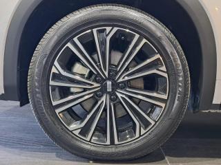 Geely E5 EM-i Apex