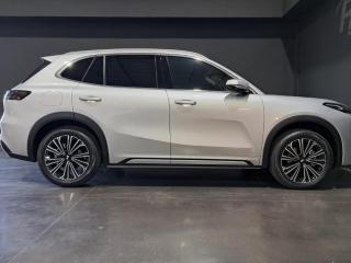 Geely E5 EM-i Apex
