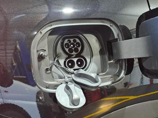 Geely E5 EM-i Apex