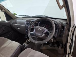 Hyundai H-100 Bakkie 2.6D deck (aircon) - Image 7