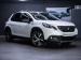 Peugeot 2008 1.2T GT Line auto - Thumbnail 2
