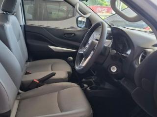 Nissan Navara 2.5DDTi single cab XE