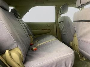Toyota Fortuner 4.0 V6 automatic - Image 19